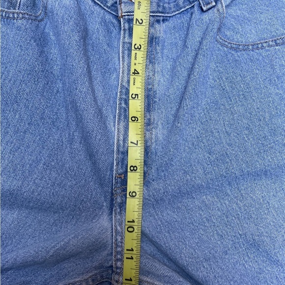 Vintage Levi’s 560 light wash loose fit tapered leg high waist size 34x34 - Picture 9 of 9